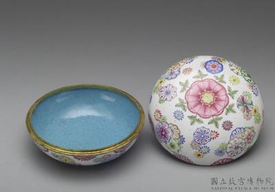 图片[2]-Copper box with painted enamel decor, Qing dynasty, Qianlong reign (1736-1795)-China Archive